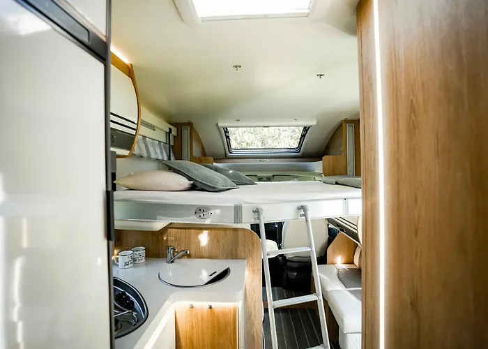 Camper Istra 럭셔리텐트