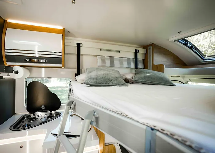 Camper Istra ラグジュアリーテント *