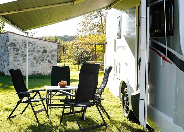 ラグジュアリーテント Camper Istra プーラ